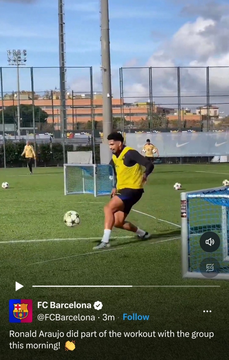 有望下月復(fù)出！巴薩官推曬阿勞霍今日與全隊(duì)合練視頻